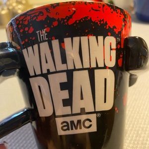 The Walking Dead crossbow mug